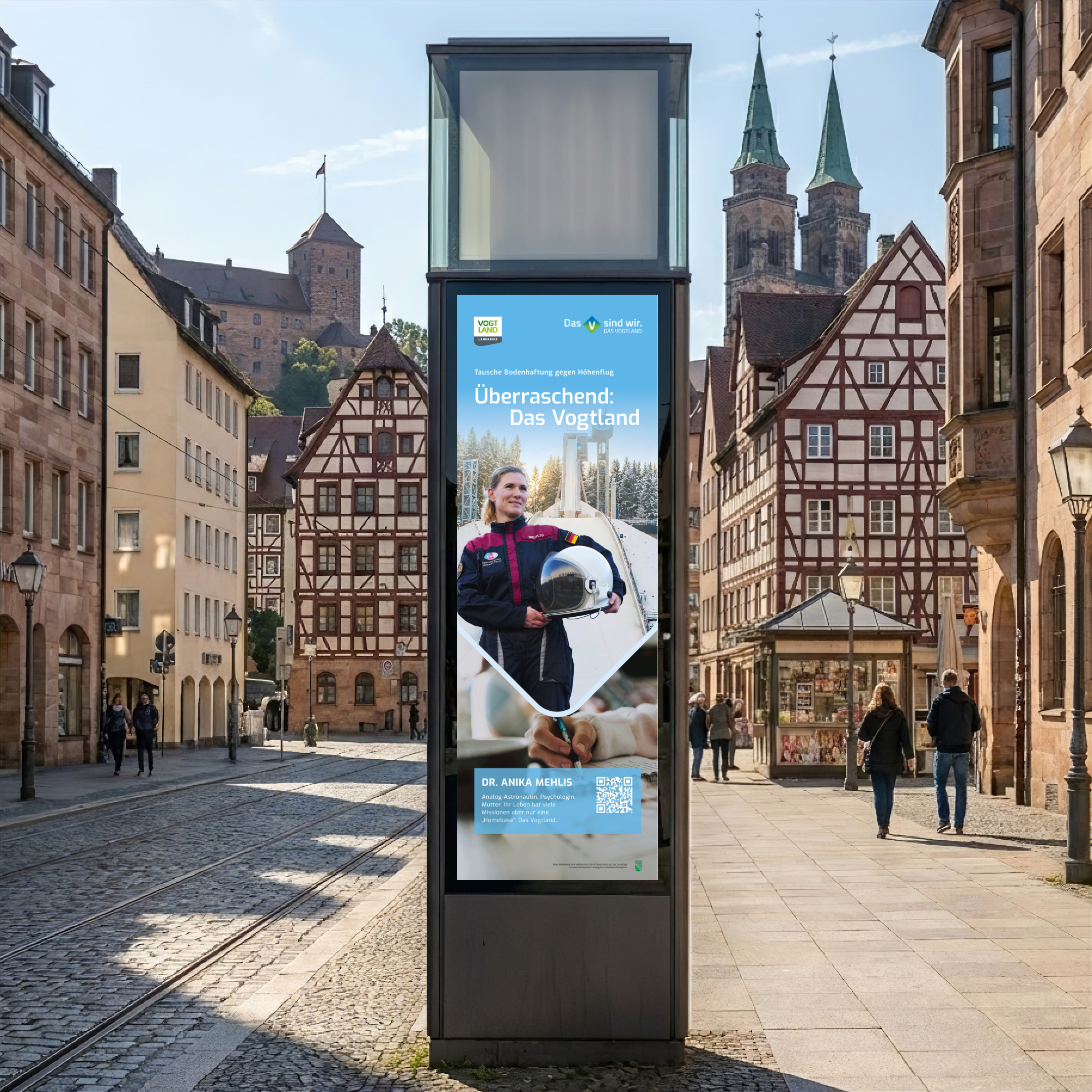 Digitale Außenwerbung in der Nürnberger Altstadt mit Bild von Dr. Anika Mehlis